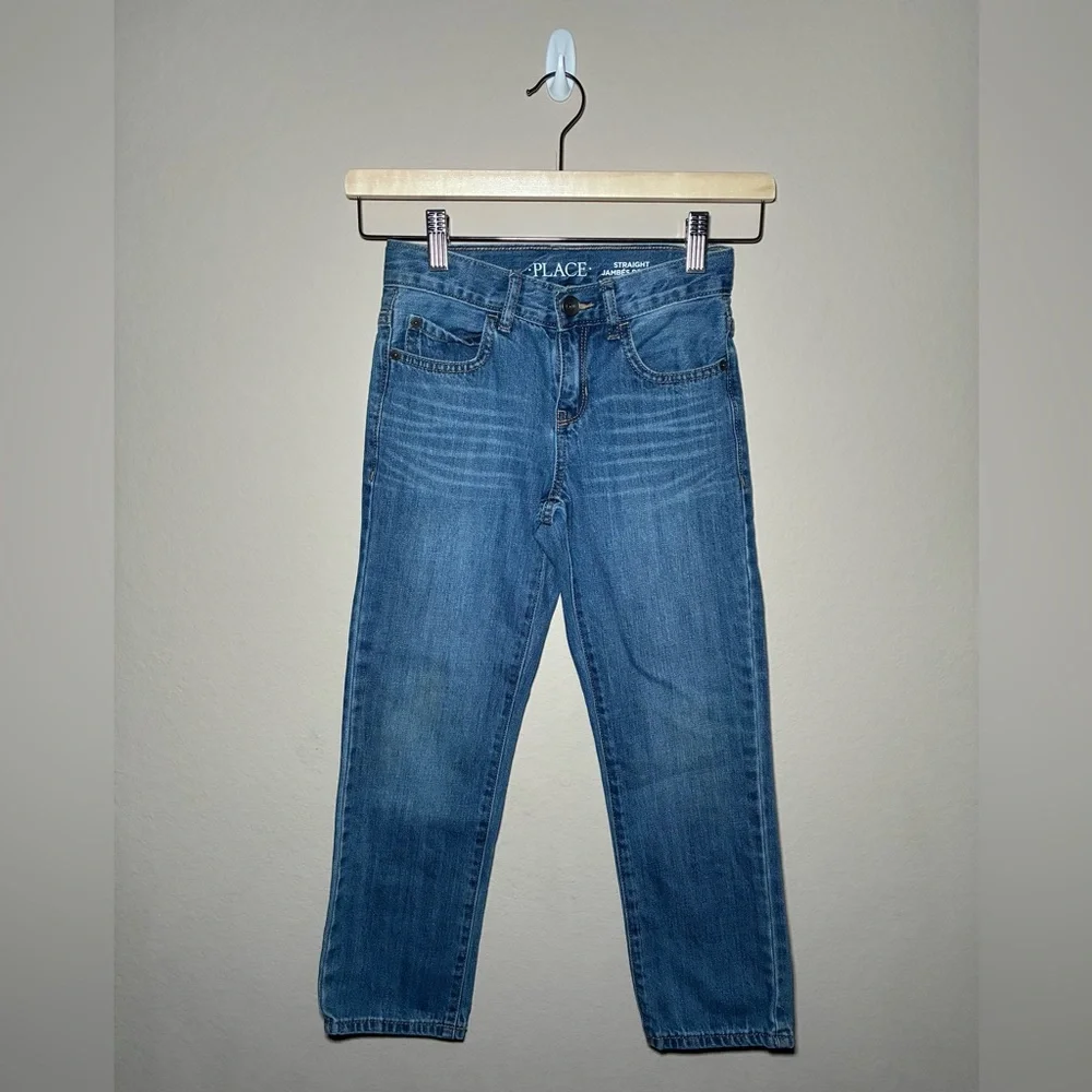 The Children’s Place Boys 7 Straight Blue Jeans